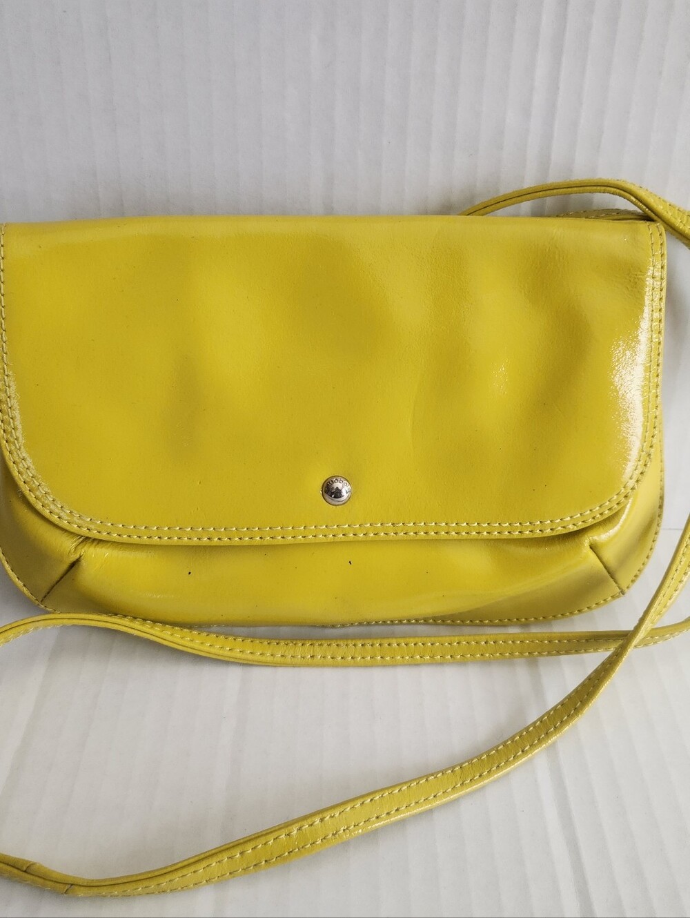 WOMENS HOBO INTERNATIONAL BRIGIDA LEATHER CROSSBODY BAG PURSE - YELLOW